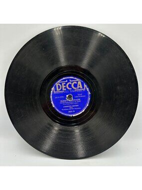 Andrews Sisters - Daddy / Sleepy Serenade 1940s 78 RPM Vinyl Decca Records Vocal